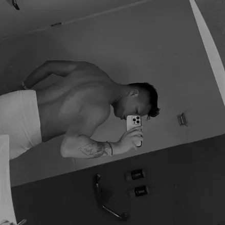 OnlyFans cuenta moisesalvarezz avatar 1
