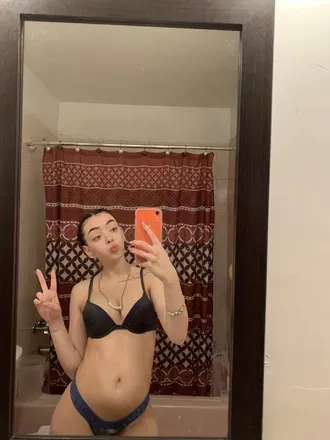 OnlyFans cuenta golden.kissesxo avatar 1