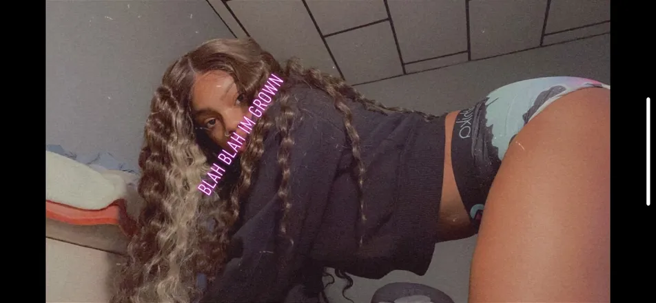 OnlyFans cuenta honeyycup header 2