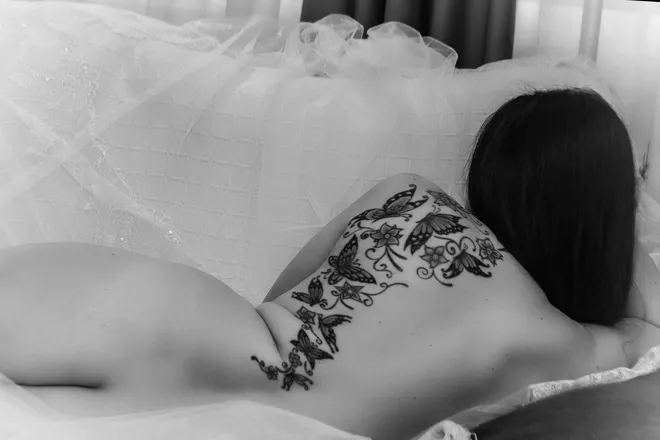 OnlyFans cuenta butterfly_pink header 2