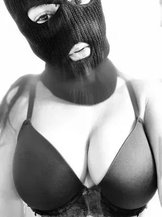OnlyFans cuenta beautymasky1 avatar 1
