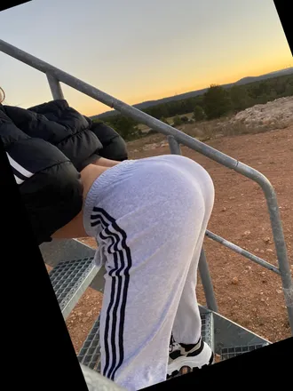 OnlyFans account  martamartiineez header 2