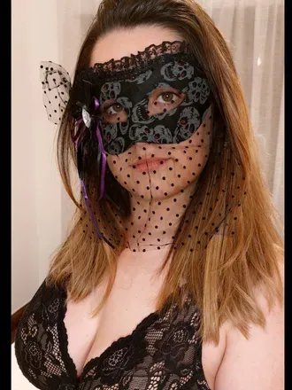 OnlyFans cuenta maskedzoeof avatar 1