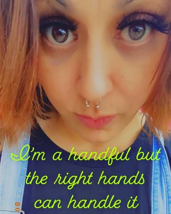 OnlyFans cuenta bossybee header 2