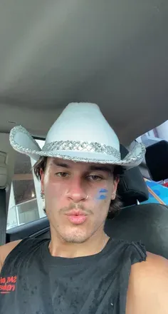 OnlyFans account  emon_99 avatar 1