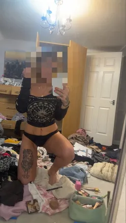 OnlyFans cuenta naughtygally header 2