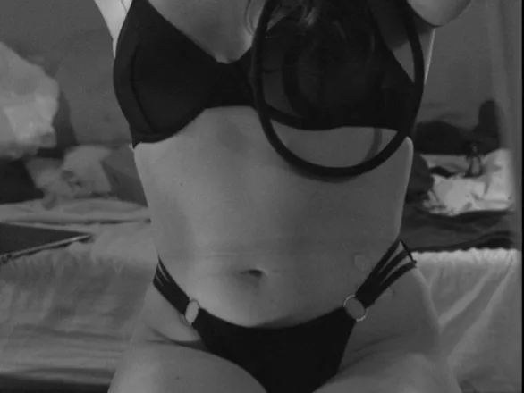 OnlyFans cuenta lovecraftianwhore header 2