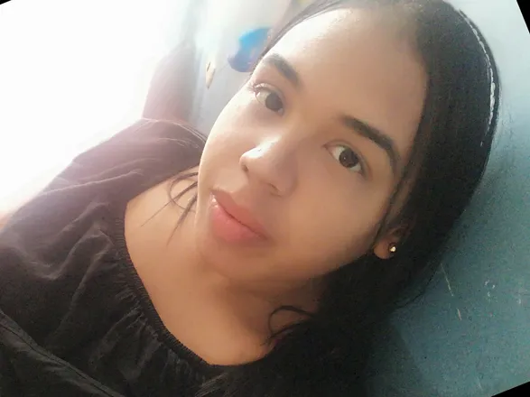 OnlyFans cuenta yosimaar header 2