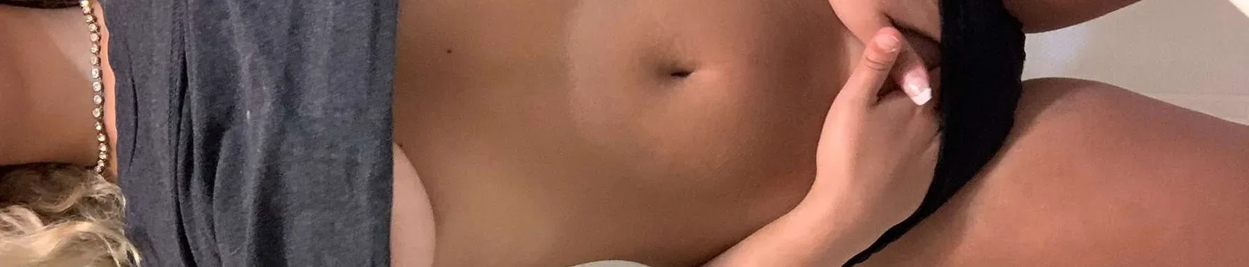 OnlyFans cuenta mysteryblondexo header 2