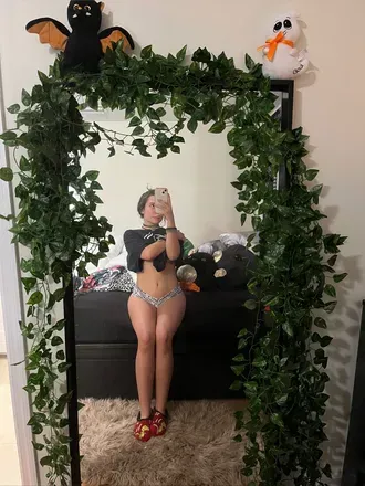 OnlyFans cuenta littlebbasexxx avatar 1