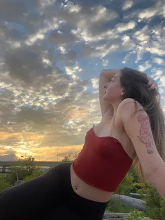 OnlyFans cuenta itsonlykarma header 2