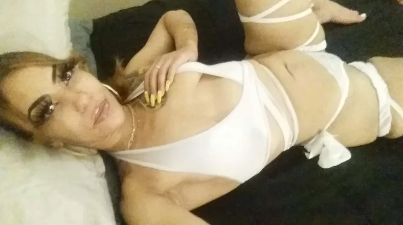 OnlyFans cuenta sinceremonroe header 2