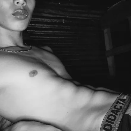 OnlyFans cuenta u261879752 header 2