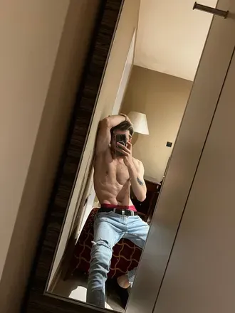 OnlyFans account  fckbboy avatar 1