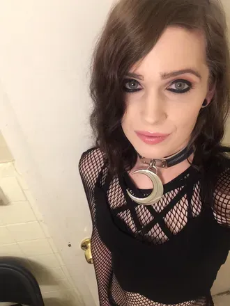 OnlyFans account  hellfireharpy avatar 1