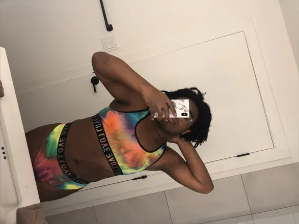 OnlyFans cuenta roxanne_shaw avatar 1