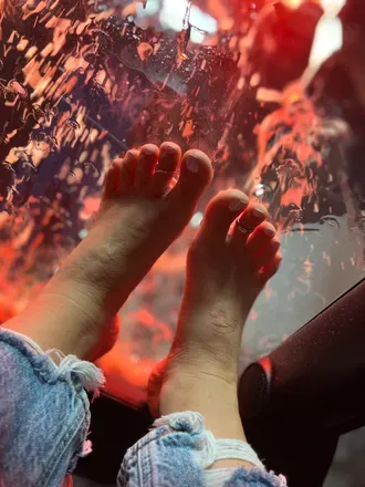 OnlyFans cuenta nickeesexyyyfeet avatar 1