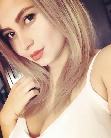 OnlyFans cuenta its_just_leona avatar 1