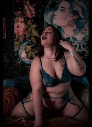 OnlyFans cuenta stonerbabygirl93 avatar 1