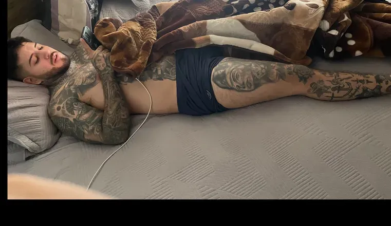 OnlyFans cuenta thombaker23 header 2
