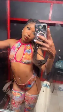 OnlyFans cuenta kenndoll21 avatar 1