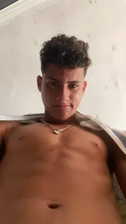 OnlyFans cuenta u261865670 header 2