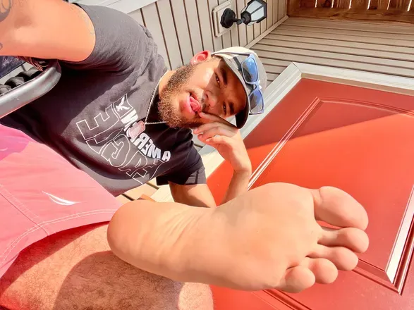OnlyFans cuenta mixedboyfeet99 avatar 1