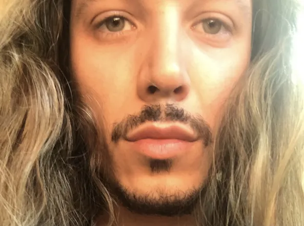 OnlyFans account  its_elijah-blue header 2