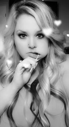 OnlyFans cuenta purekittyluv header 2