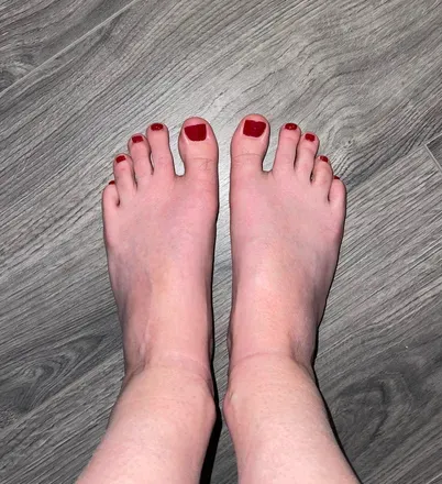 OnlyFans cuenta feets_your_eyes avatar 1