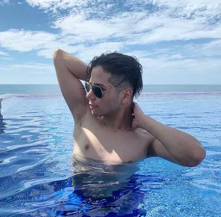 OnlyFans cuenta sergiosanz___ header 1