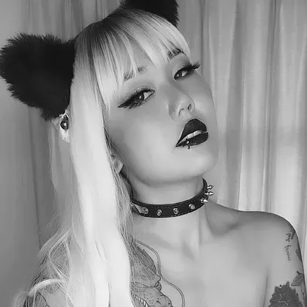 OnlyFans cuenta hellkitty182 avatar 1