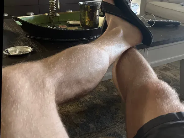 OnlyFans cuenta calfdaybae avatar 1