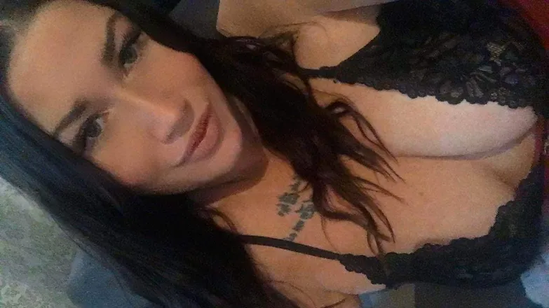 OnlyFans cuenta akinka_llyy header 2