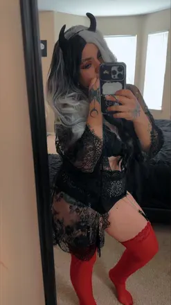 OnlyFans cuenta bee-k19 avatar 1