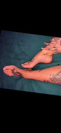 OnlyFans cuenta footfapz header 2