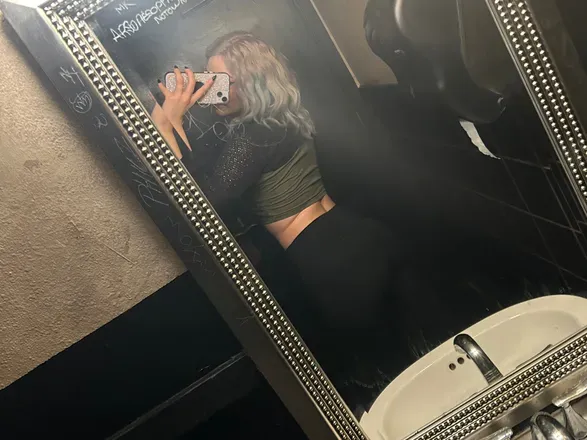 OnlyFans cuenta loloren avatar 1