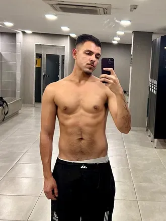 OnlyFans account  mineiropriv avatar 1