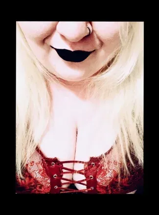 OnlyFans cuenta sultrysirenbdsm avatar 1