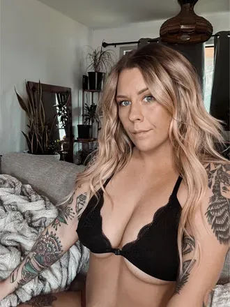 OnlyFans account  meeghanxx avatar 1