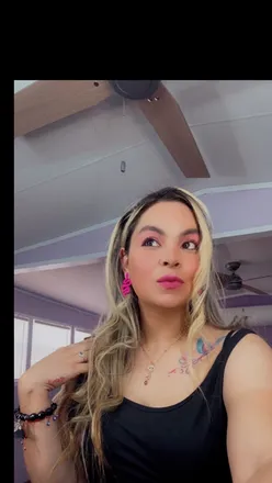 OnlyFans cuenta alelliv_alrak header 2