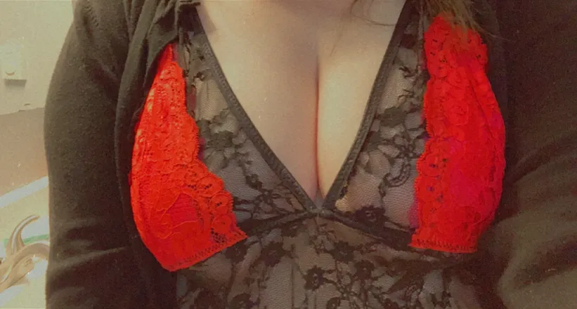 OnlyFans cuenta strawberry_beth header 2
