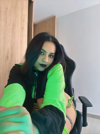 OnlyFans cuenta emilyvera header 2