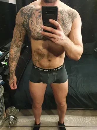 OnlyFans account  deebee90 avatar 1