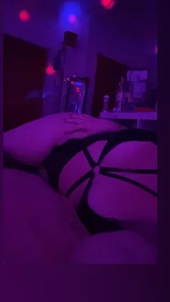 OnlyFans cuenta lickme.kate header 2