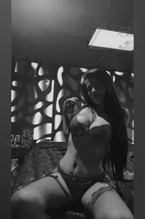 OnlyFans cuenta morezoo avatar 1