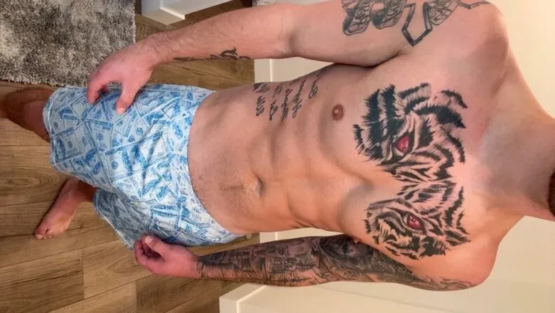 OnlyFans cuenta yourdadsfavor8 header 2