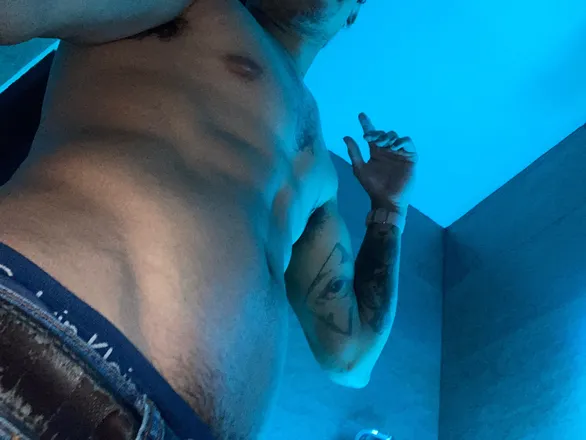 OnlyFans cuenta danhernandez2121 header 2