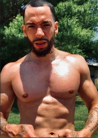 OnlyFans account  ar0732 avatar 1