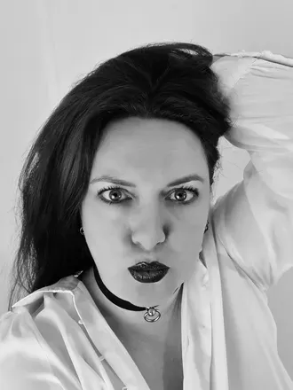 OnlyFans cuenta scarletrouge7 avatar 1
